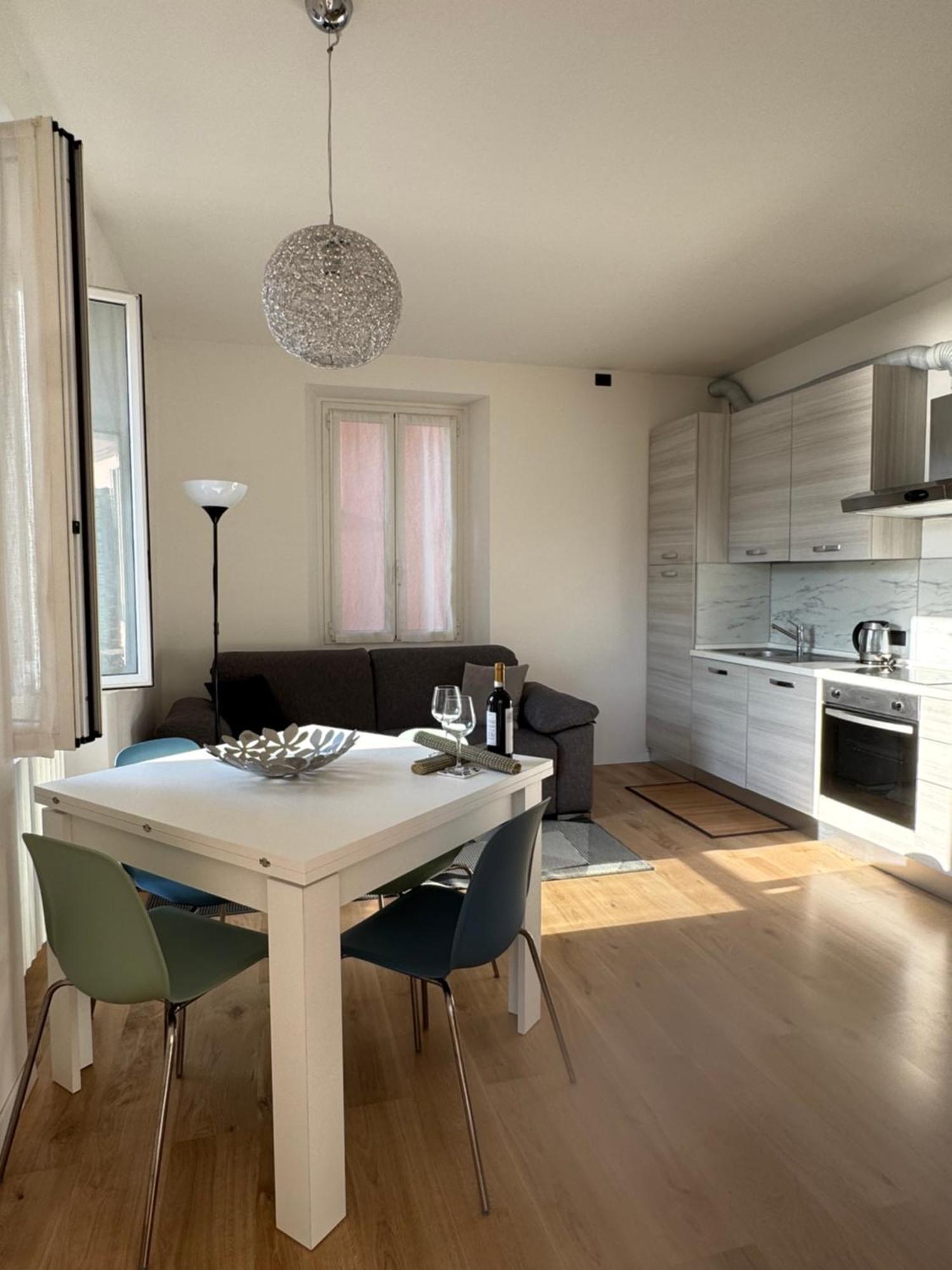 In Centro Ca' Leandro Vista Lago Lierna Ngoại thất bức ảnh
